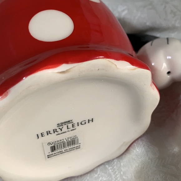 Minnie Mouse Mug W/Tags - Picture 3 of 5